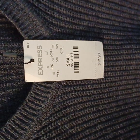 Sweater - Picture 3 of 4